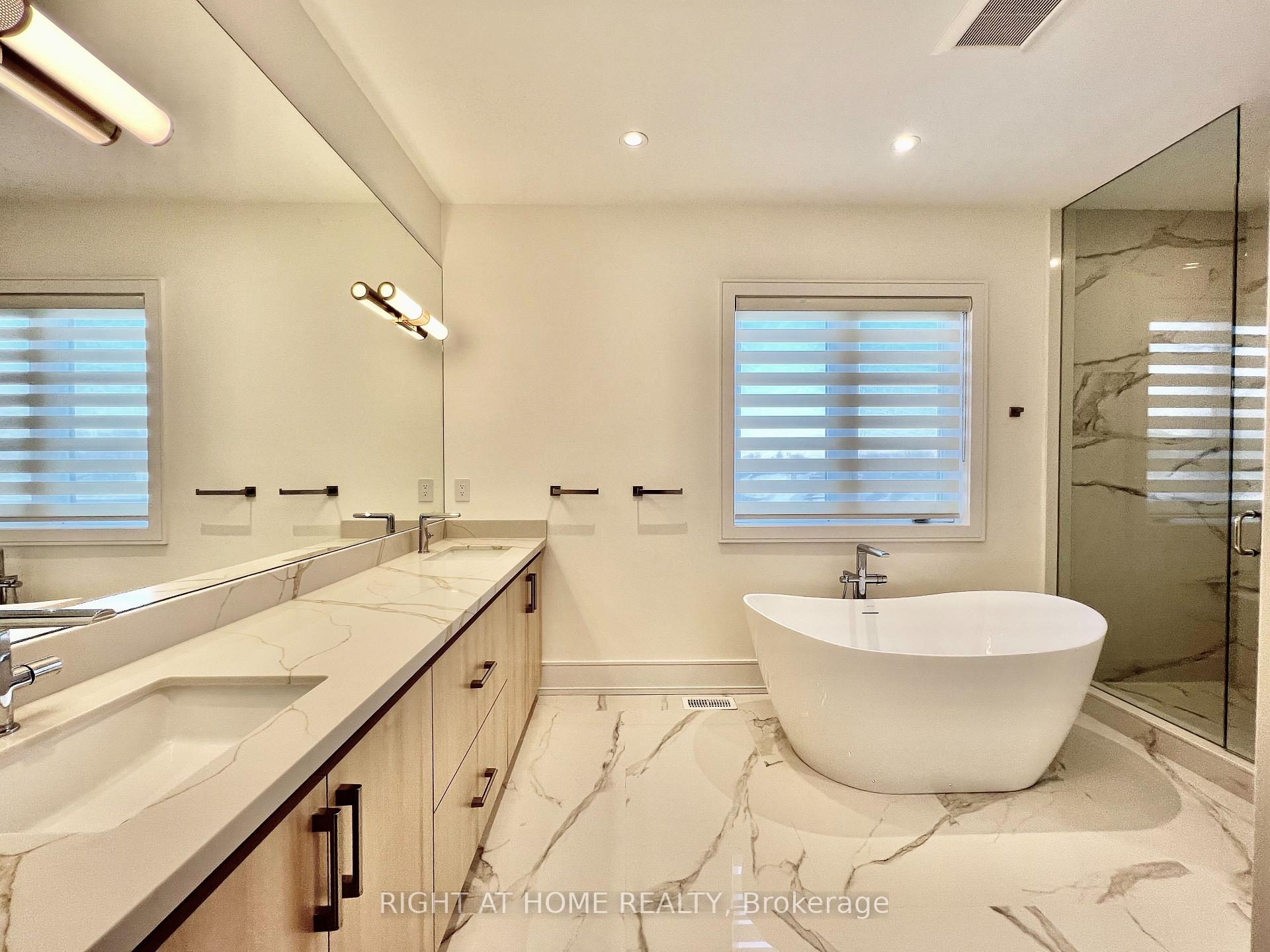 Photo 21 of 34 Hillhurst Boulevard, Toronto, Lawrence Park South — HOMEH