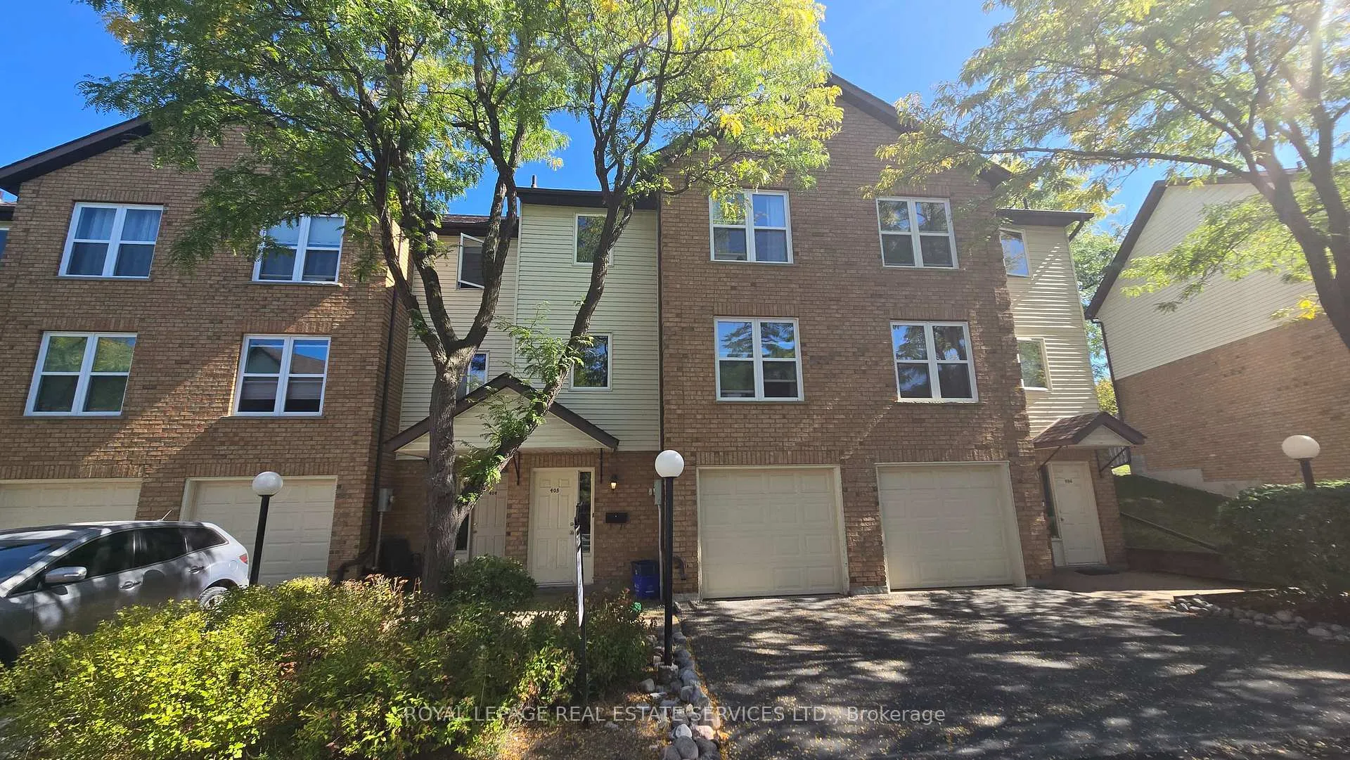 Front of Unit 405, 2650 Marsdale Drive