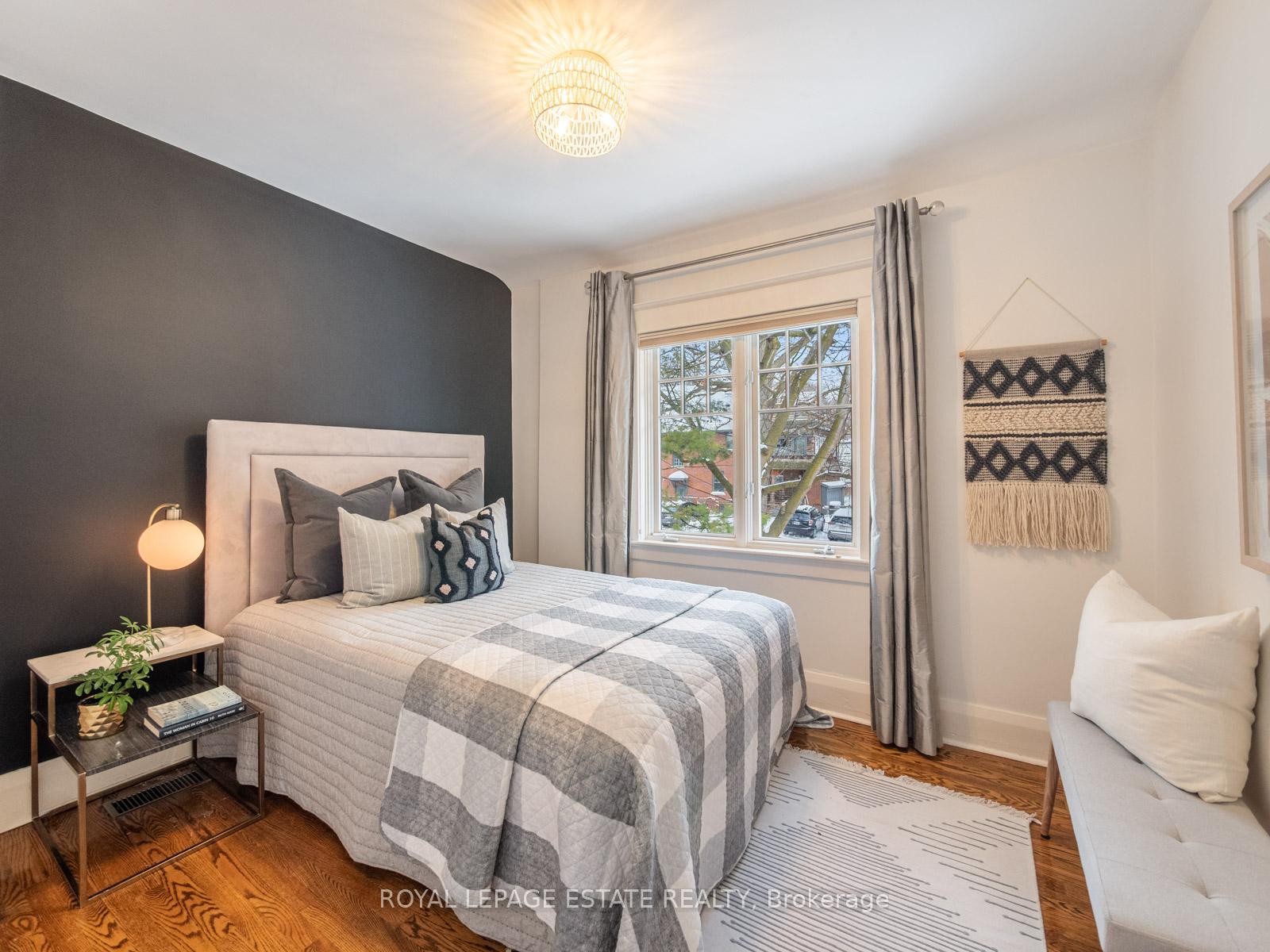 Photo 18 of 15 Silver Birch Avenue, Toronto, The Beaches — HOMEH