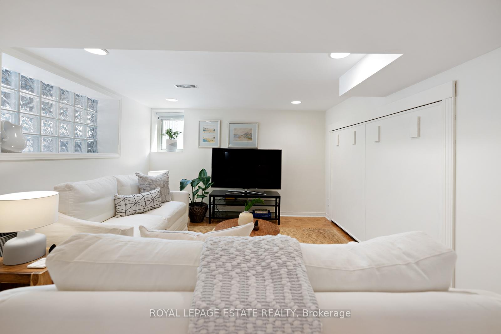 Photo 33 of 15 Silver Birch Avenue, Toronto, The Beaches — HOMEH