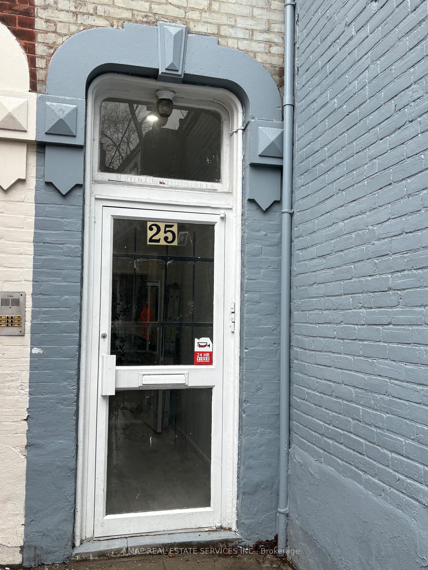 Front of Unit Apt. 2, Room A, 25 Howard Street