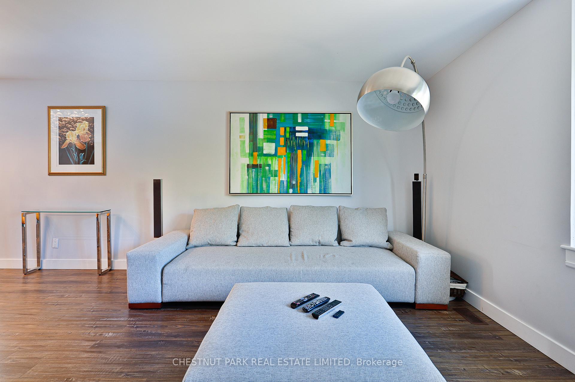 Photo 8 of Unit Upper, 163 Briar Hill Avenue, Toronto, Yonge-Eglinton — HOMEH