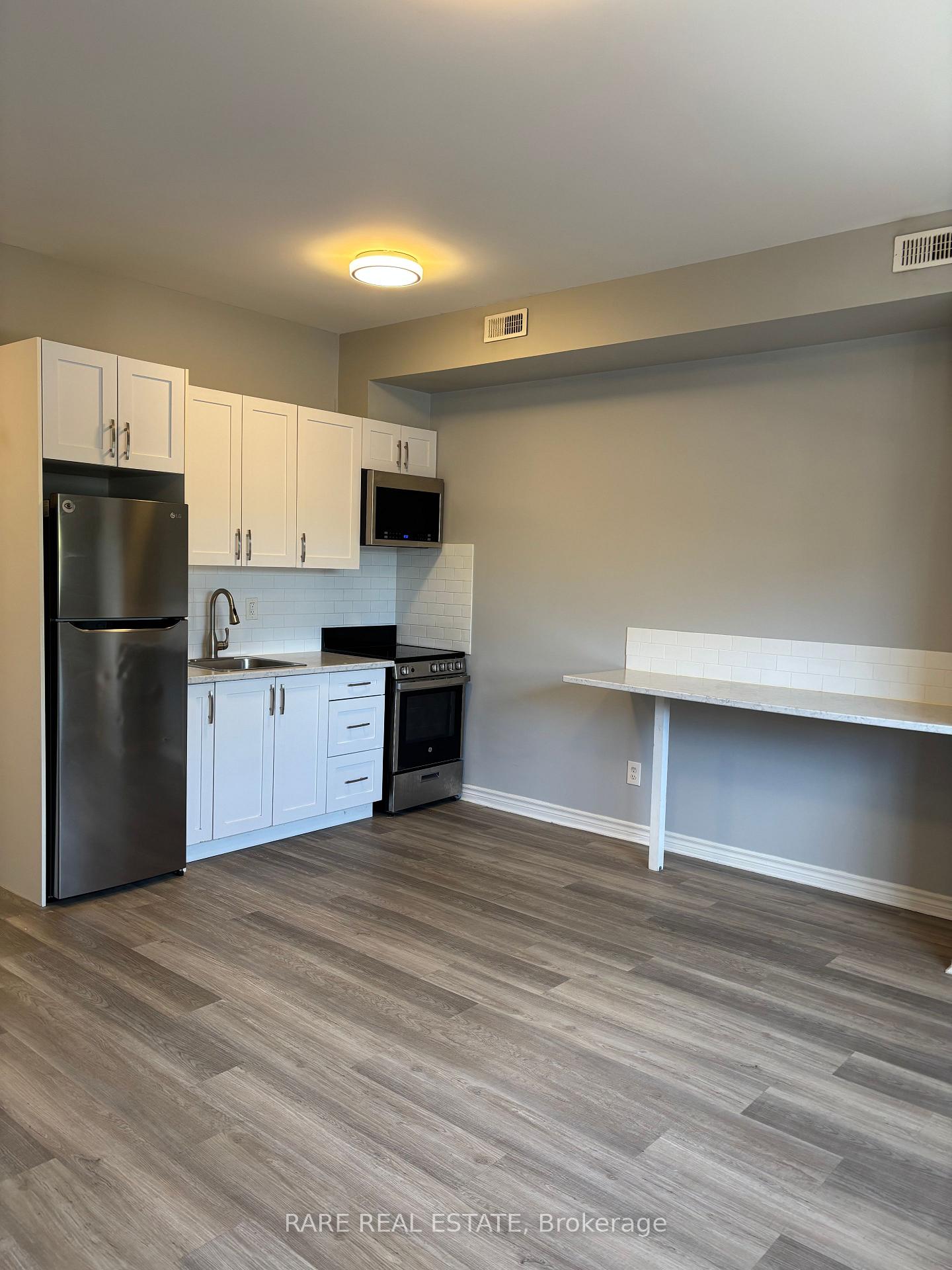 Photo 1 of Unit 301, 253 Augusta Avenue, Toronto, Kensington-Chinatown — HOMEH