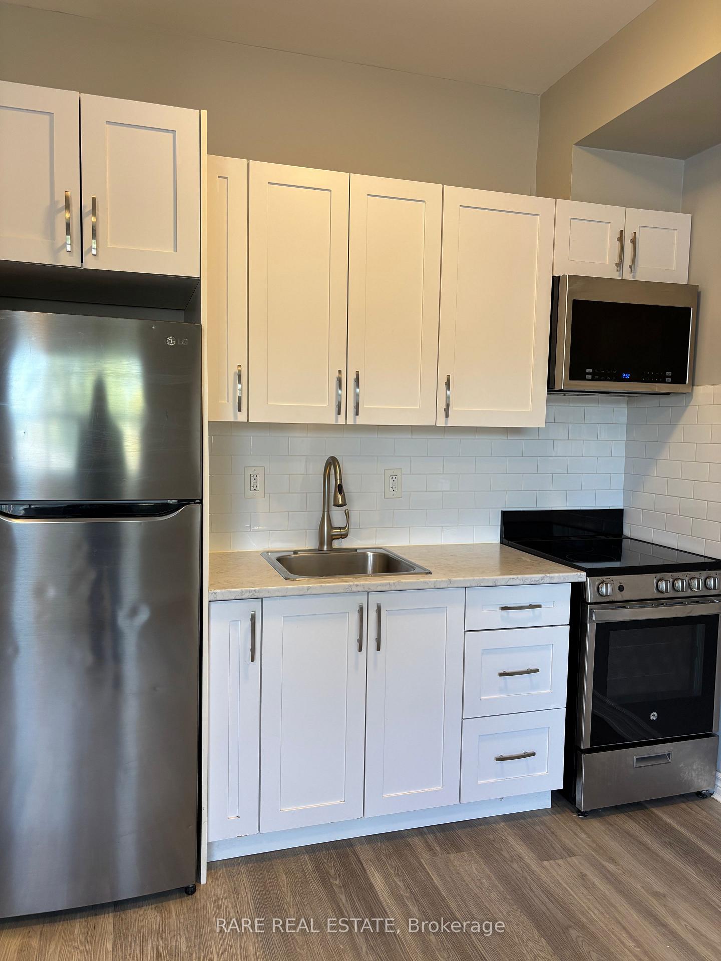 Photo 2 of Unit 301, 253 Augusta Avenue, Toronto, Kensington-Chinatown — HOMEH