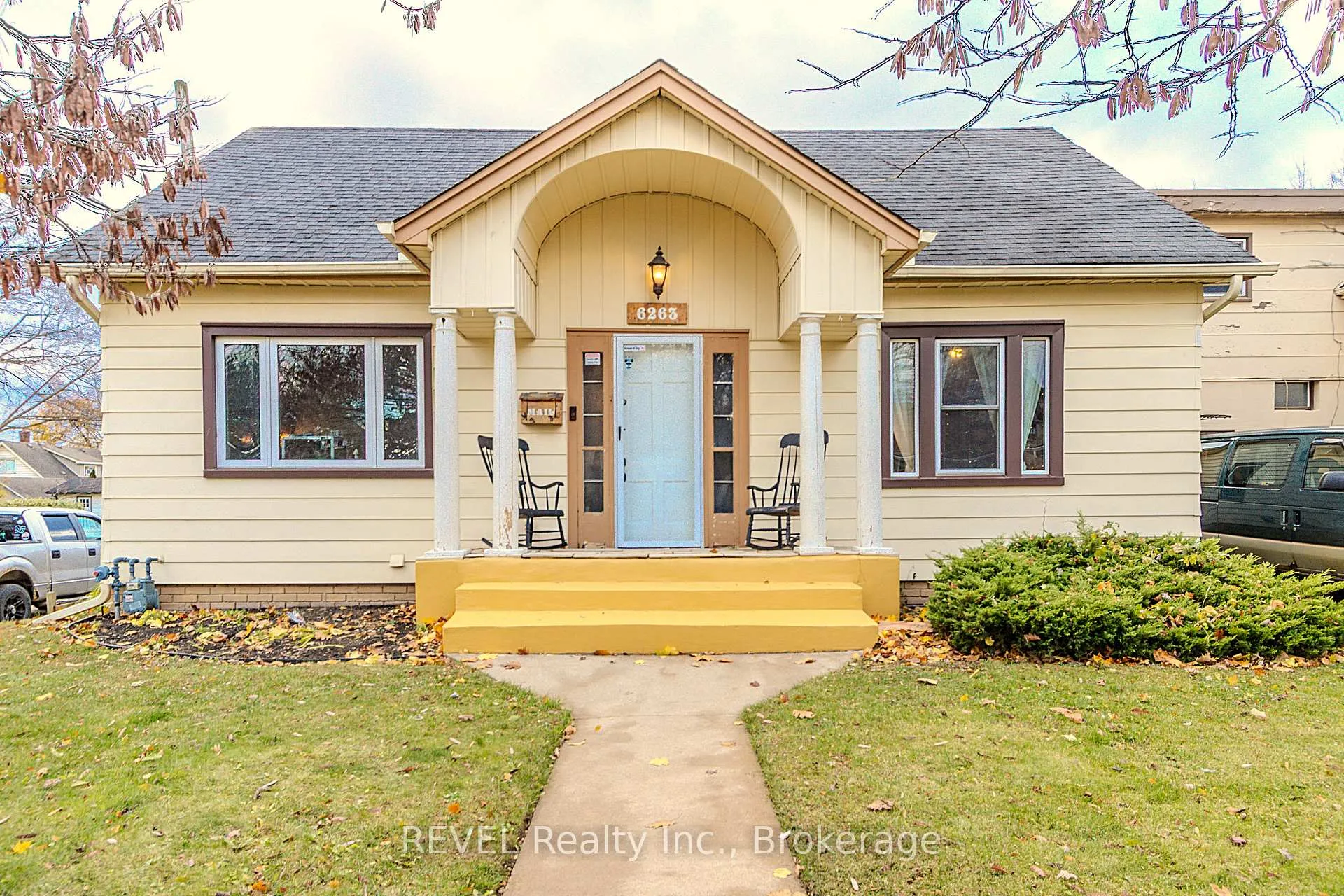 Photo 1 of 6263 Dawlish Avenue, Niagara Falls, Dorchester — HOMEH