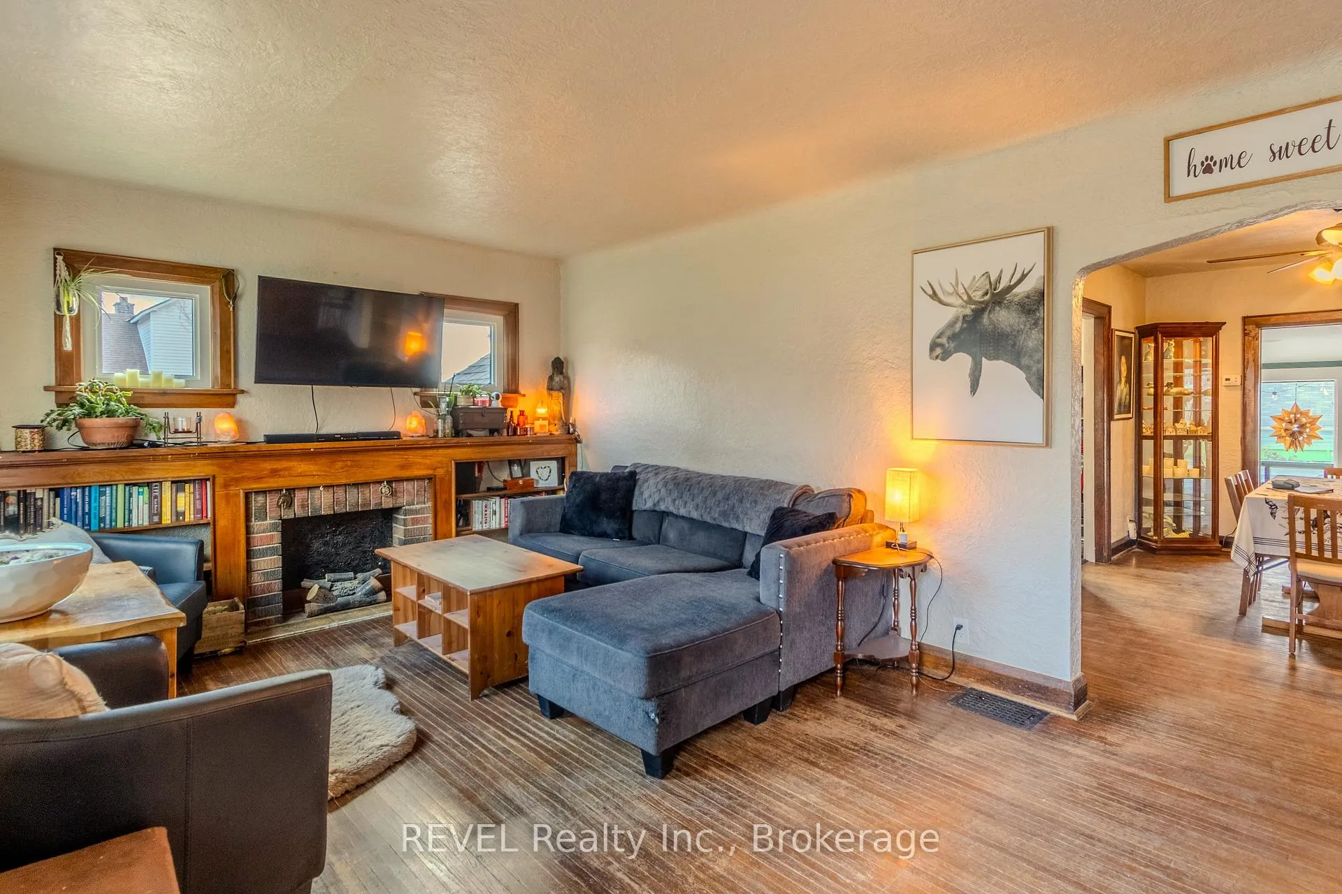 Photo 4 of 6263 Dawlish Avenue, Niagara Falls, Dorchester — HOMEH