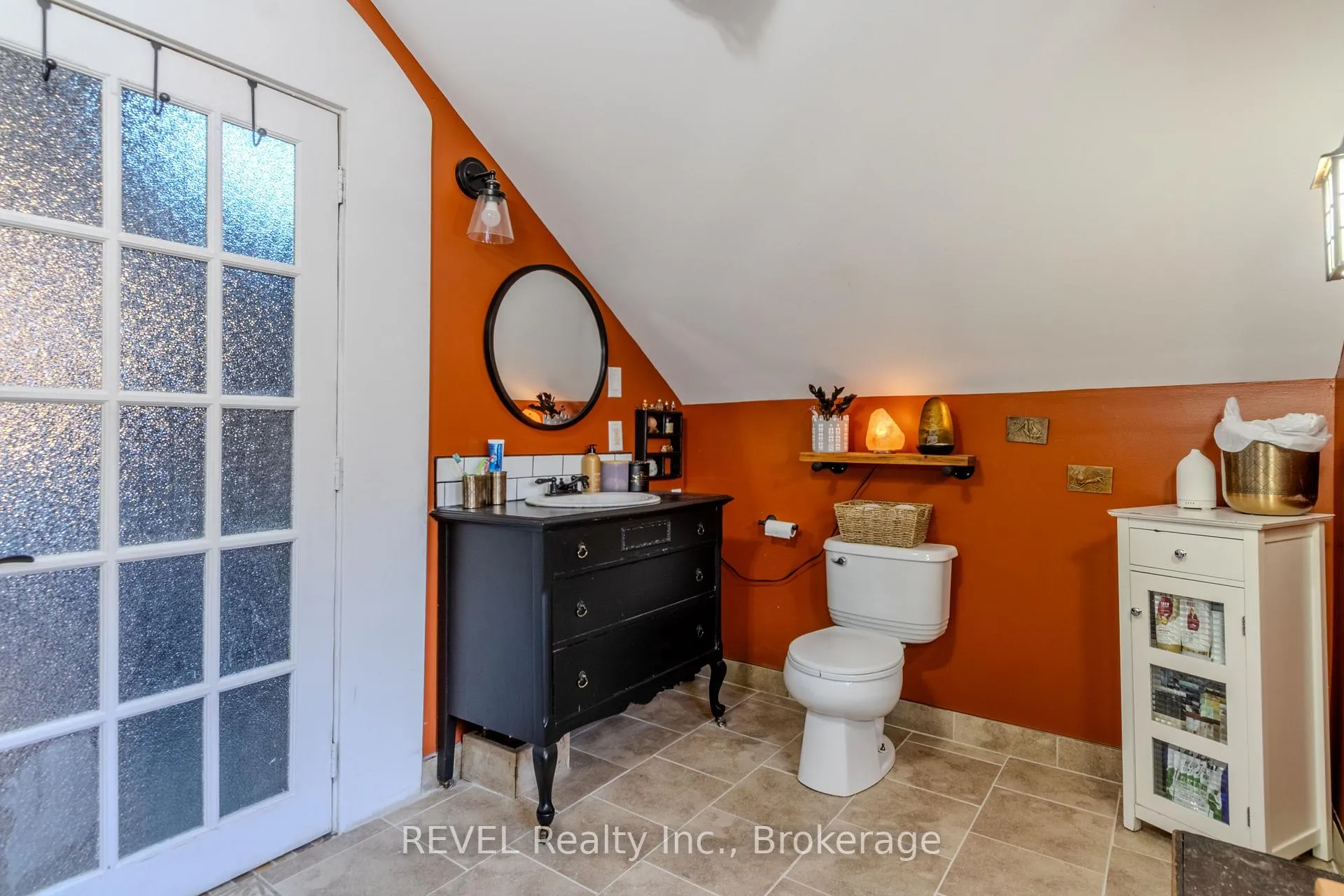 Photo 18 of 6263 Dawlish Avenue, Niagara Falls, Dorchester — HOMEH