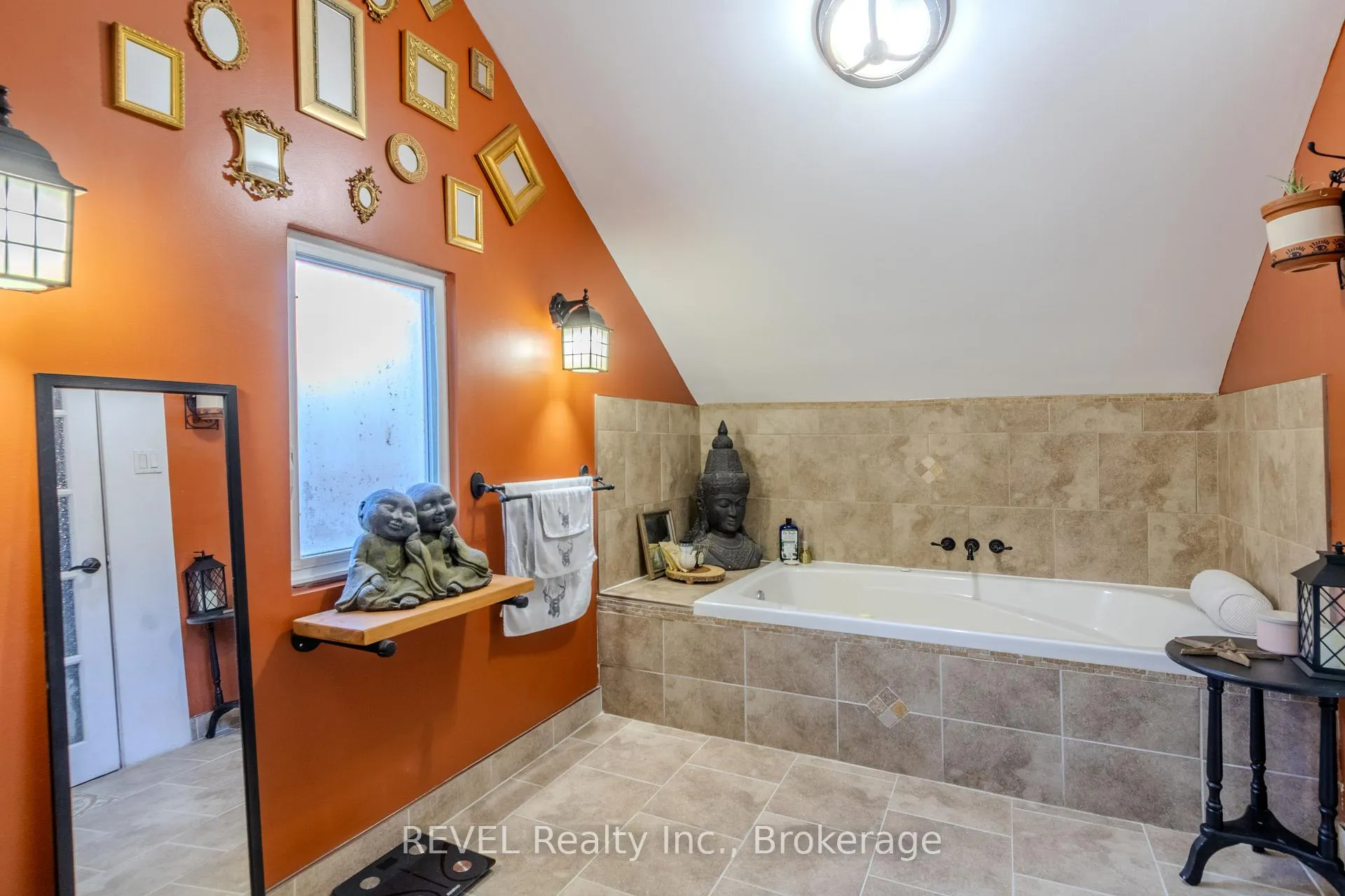 Photo 19 of 6263 Dawlish Avenue, Niagara Falls, Dorchester — HOMEH
