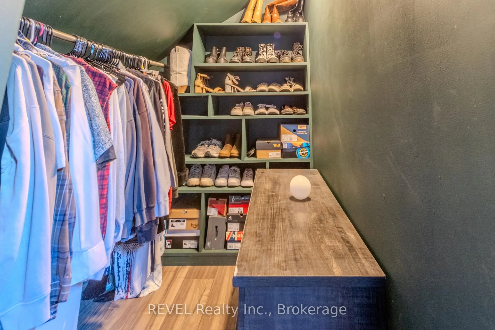 Photo 21 of 6263 Dawlish Avenue, Niagara Falls, Dorchester — HOMEH