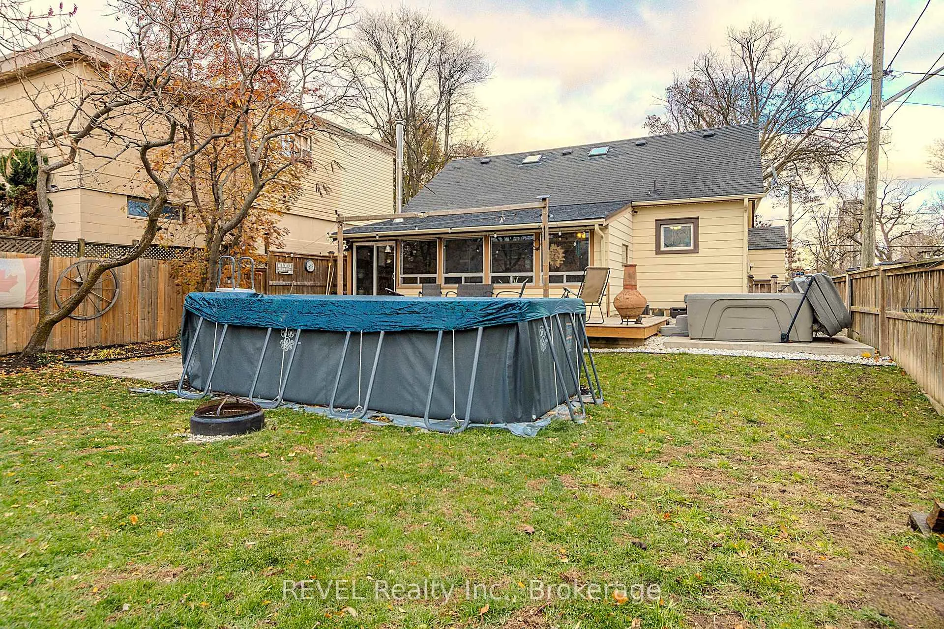 Photo 28 of 6263 Dawlish Avenue, Niagara Falls, Dorchester — HOMEH