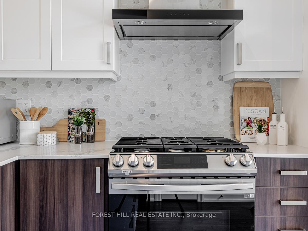 Photo 5 of 35 Freemon Redmon Circle, Scarborough, Wexford-Maryvale — HOMEH