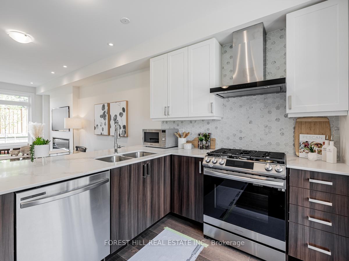 Photo 6 of 35 Freemon Redmon Circle, Scarborough, Wexford-Maryvale — HOMEH