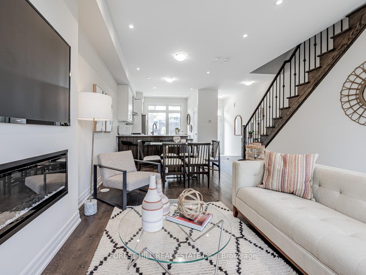 Photo 13 of 35 Freemon Redmon Circle, Scarborough, Wexford-Maryvale — HOMEH