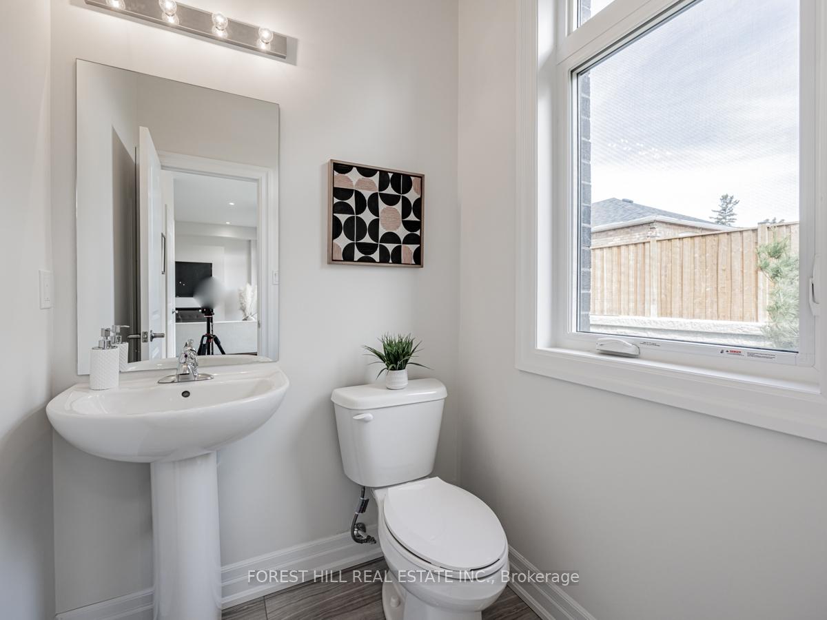 Photo 18 of 35 Freemon Redmon Circle, Scarborough, Wexford-Maryvale — HOMEH