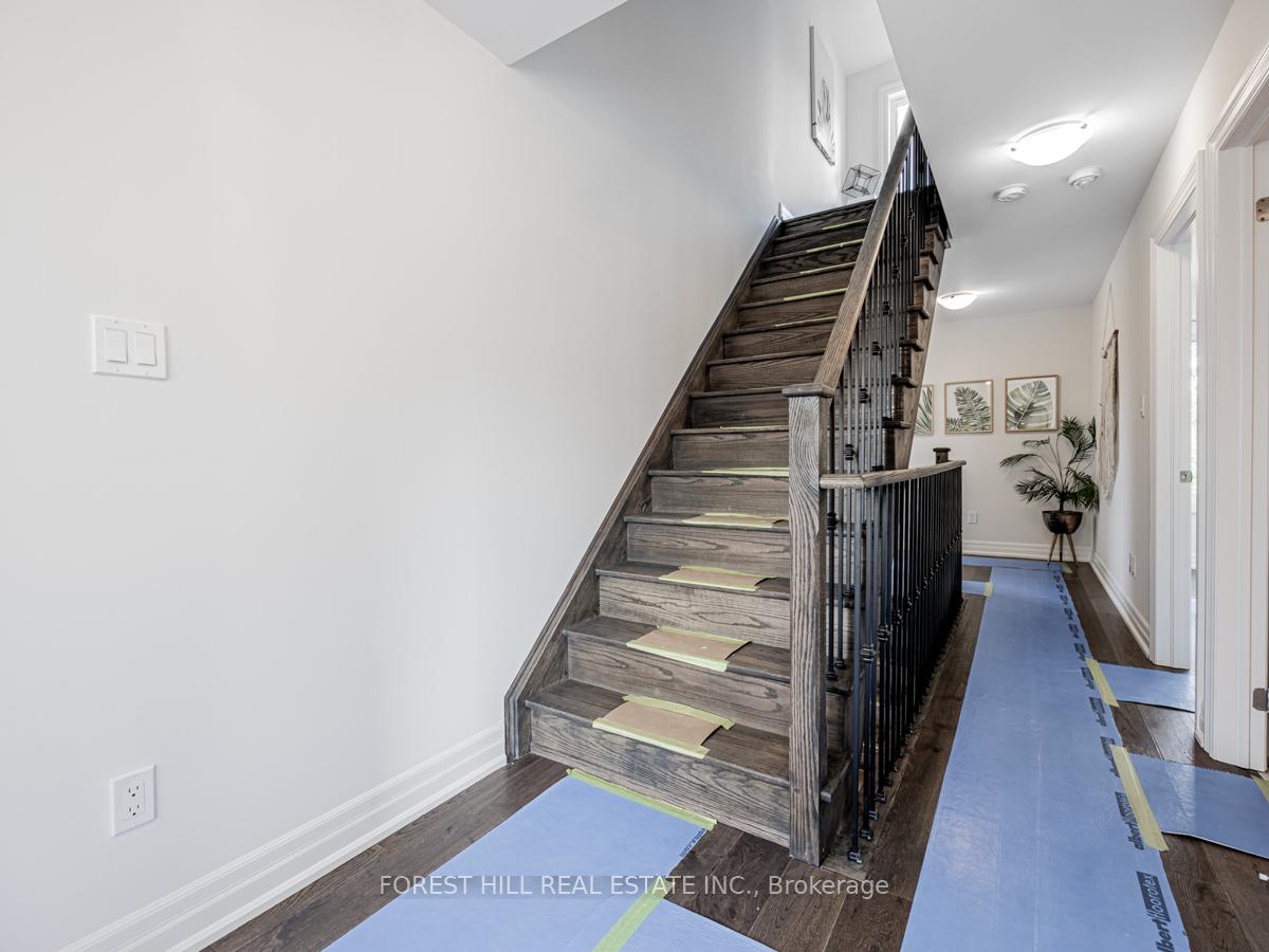 Photo 21 of 35 Freemon Redmon Circle, Scarborough, Wexford-Maryvale — HOMEH