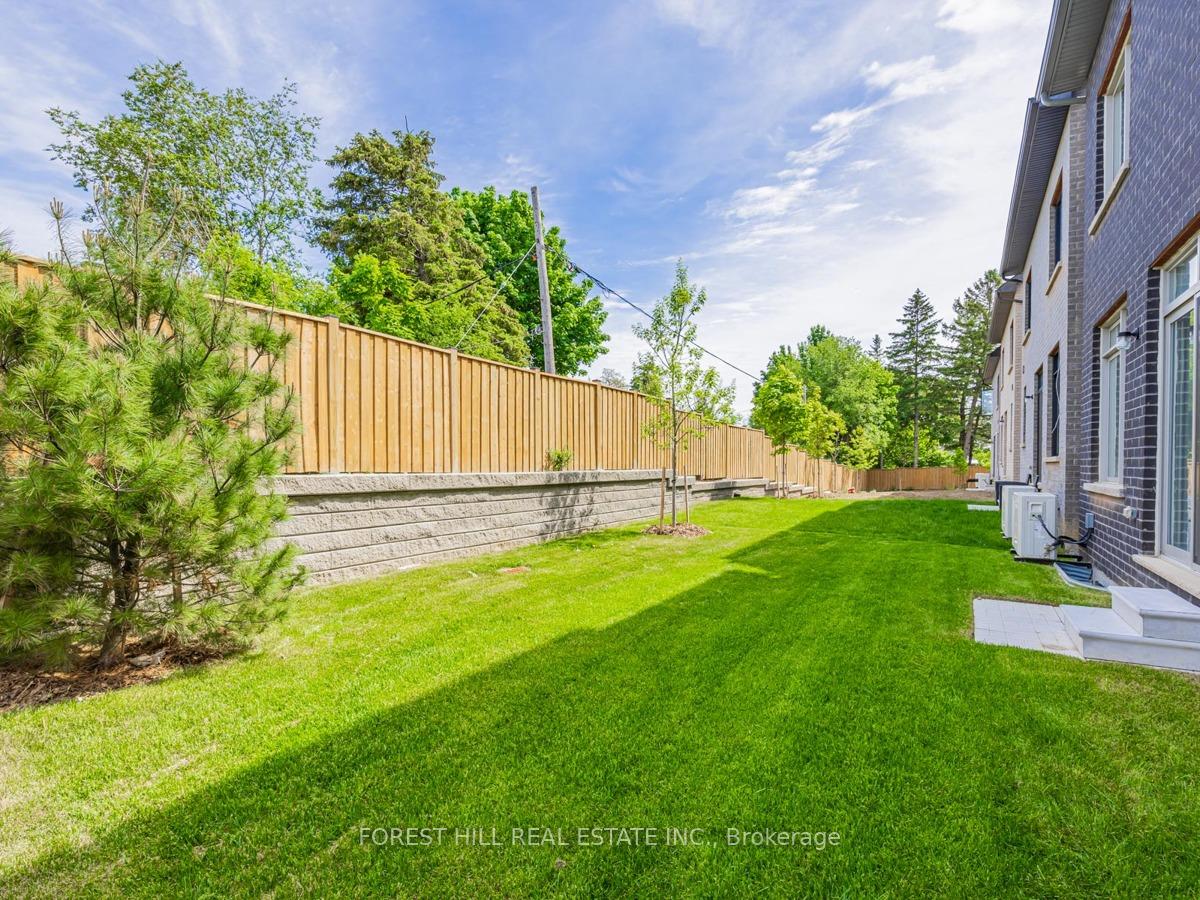 Photo 30 of 35 Freemon Redmon Circle, Scarborough, Wexford-Maryvale — HOMEH