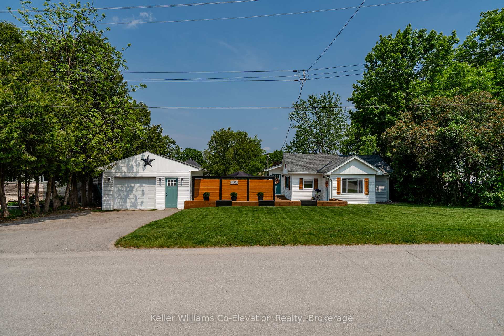 Photo 2 of 488 Finlayson Street, Tay, Port McNicoll — HOMEH