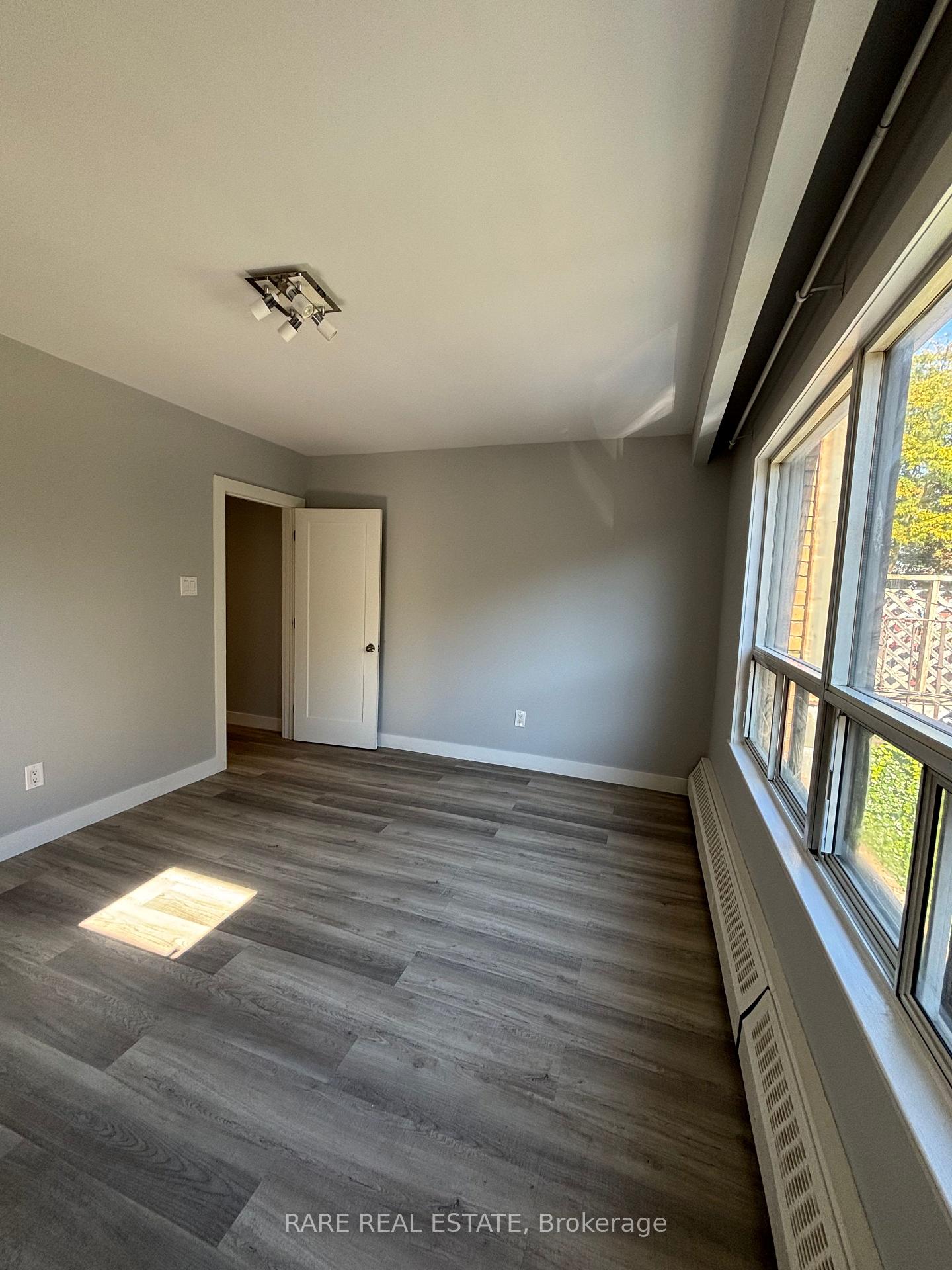 Photo 5 of Unit 2, 269 Augusta Avenue, Toronto, Kensington-Chinatown — HOMEH