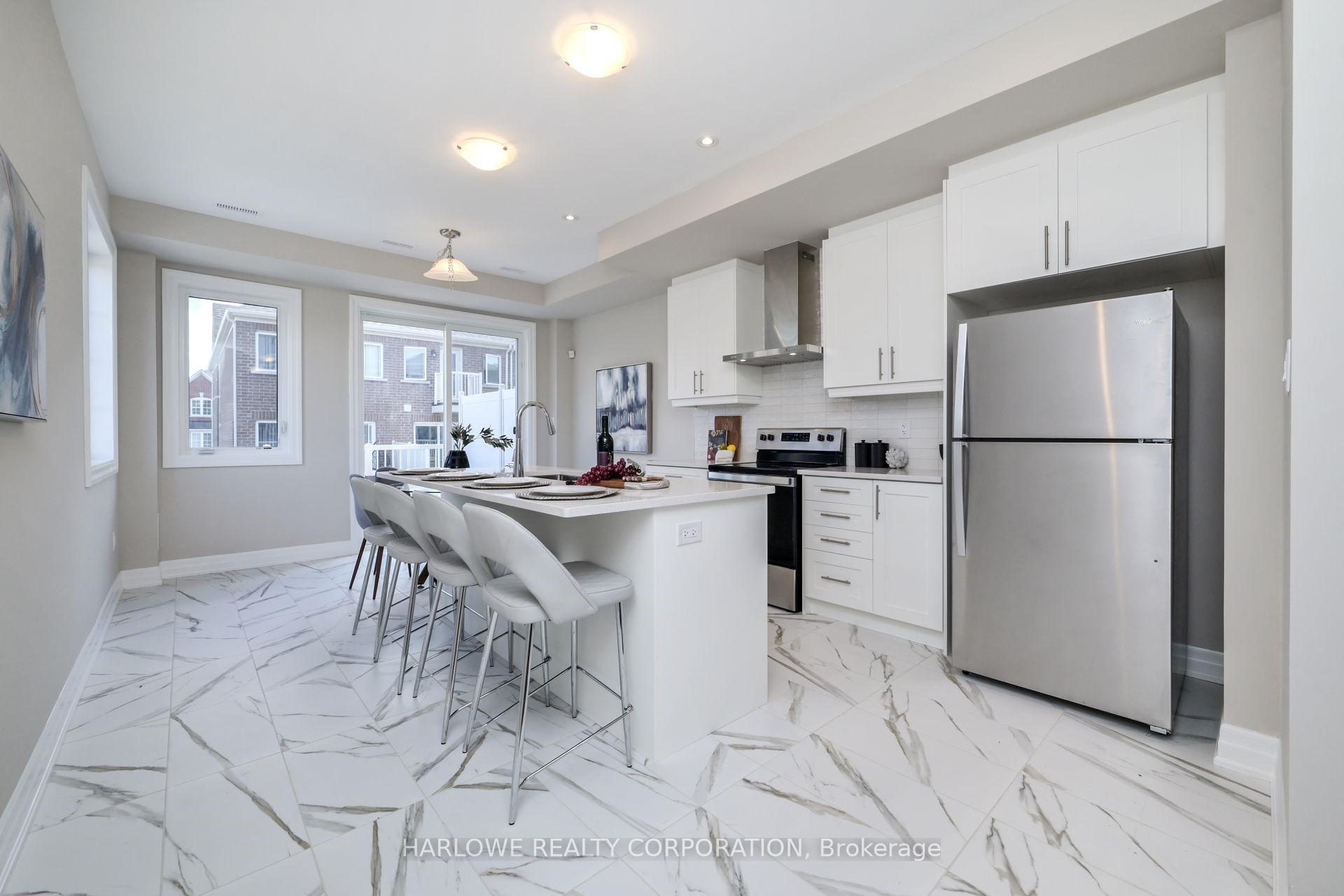 Photo 4 of 1021 Ellesmere Road, Scarborough, Dorset Park — HOMEH
