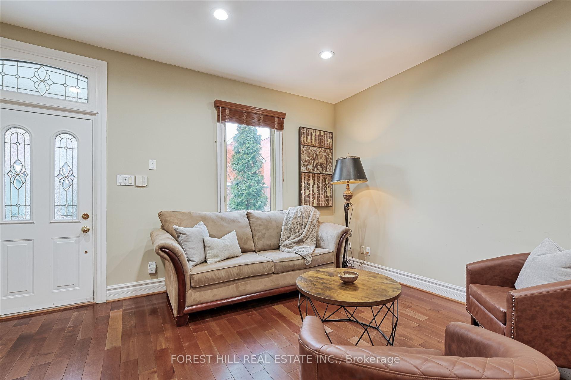 Photo 6 of 135 Major Street, Toronto, University — HOMEH