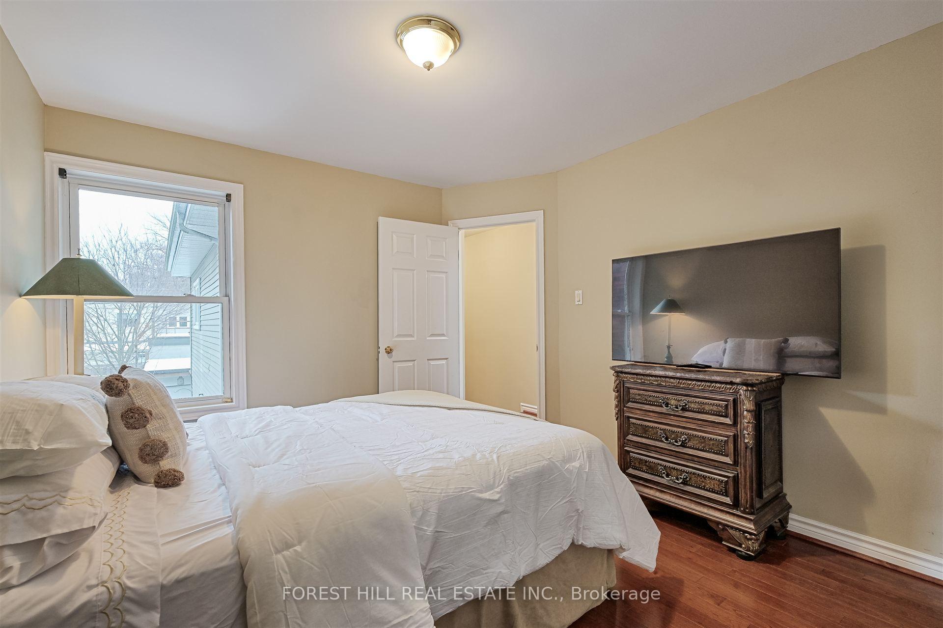 Photo 23 of 135 Major Street, Toronto, University — HOMEH