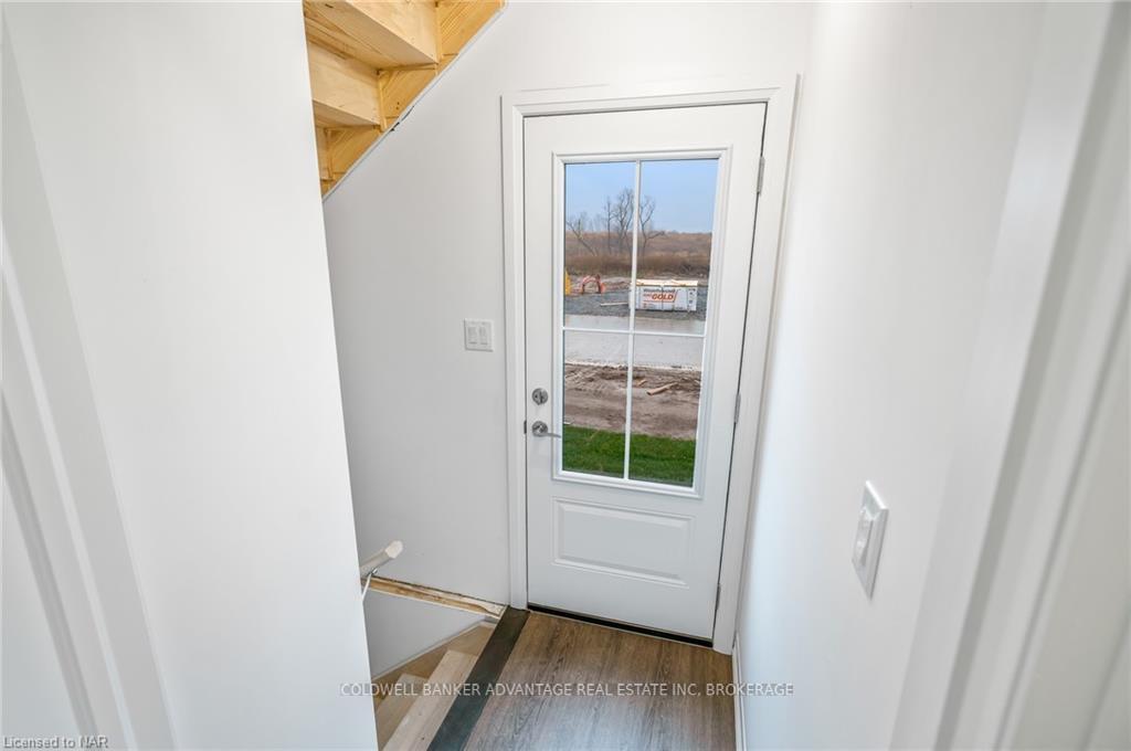 Photo 7 of 66 Alicia Crescent, Thorold, Hurricane/Merrittville — HOMEH
