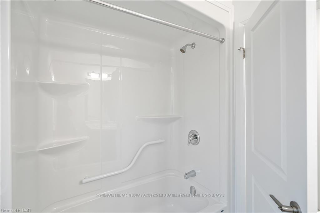 Photo 23 of 66 Alicia Crescent, Thorold, Hurricane/Merrittville — HOMEH