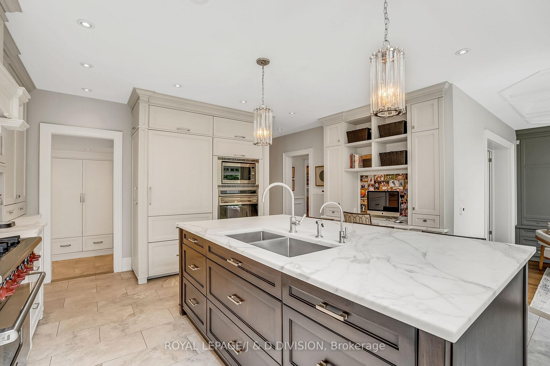 Photo 15 of 15 Hillhurst Boulevard, Toronto, Lawrence Park South — HOMEH