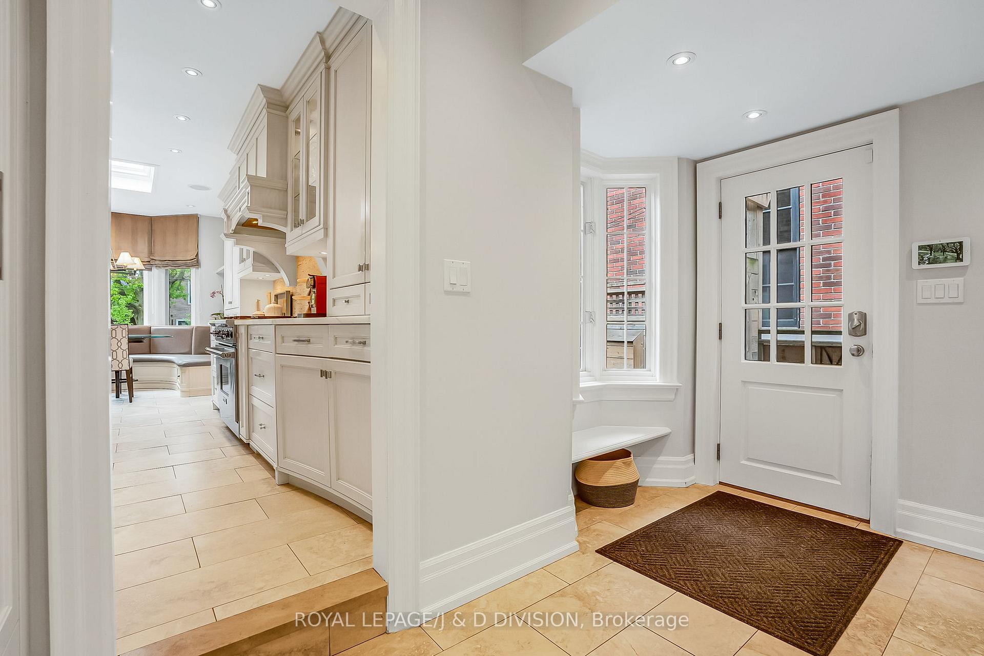 Photo 22 of 15 Hillhurst Boulevard, Toronto, Lawrence Park South — HOMEH