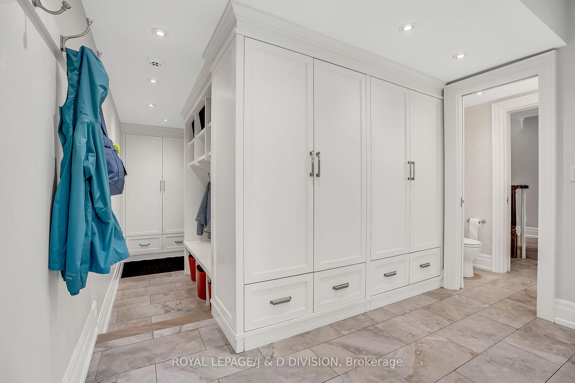 Photo 23 of 15 Hillhurst Boulevard, Toronto, Lawrence Park South — HOMEH