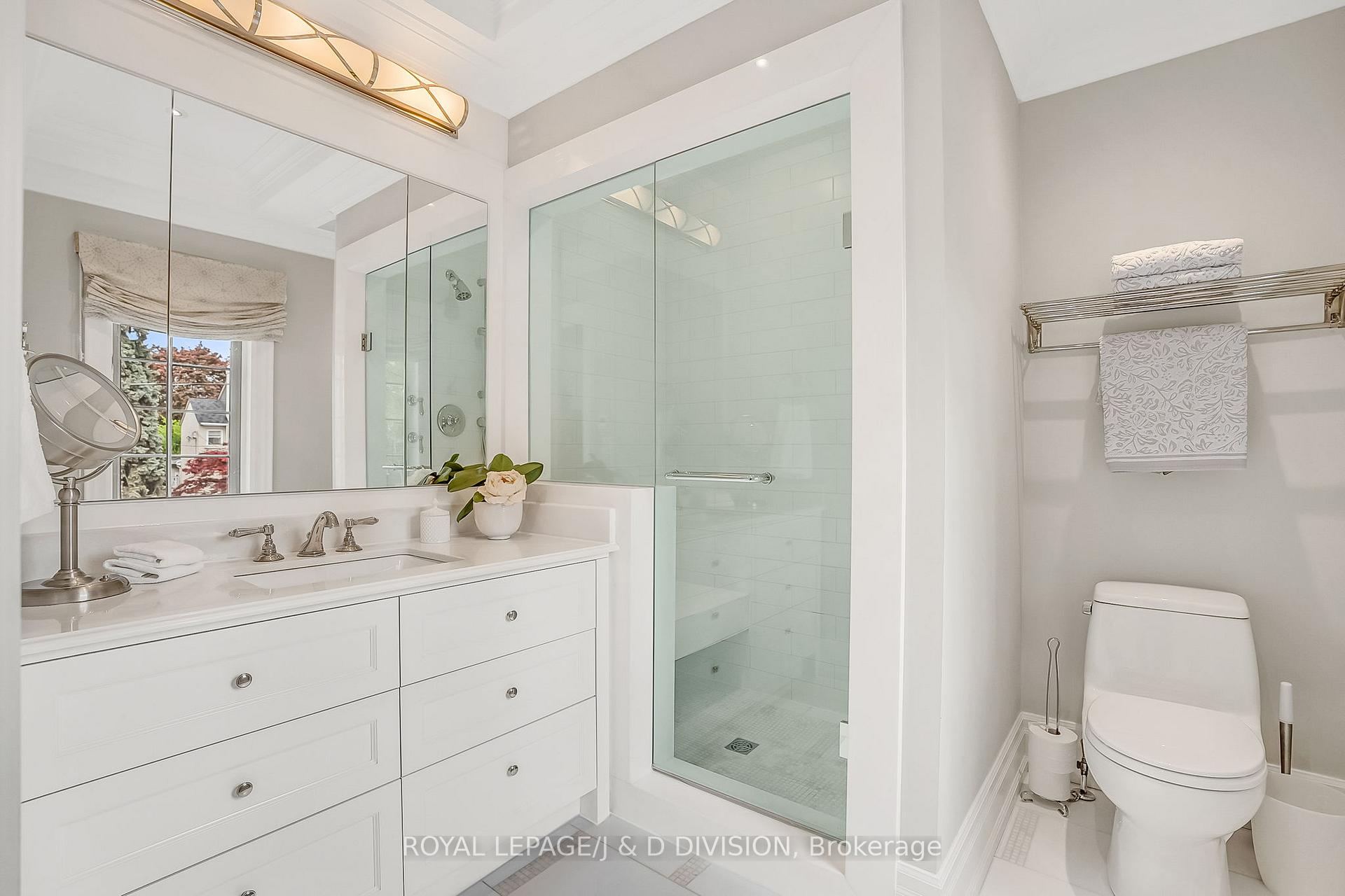 Photo 30 of 15 Hillhurst Boulevard, Toronto, Lawrence Park South — HOMEH