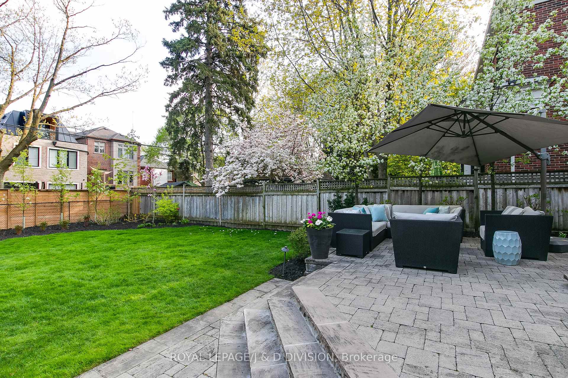 Photo 47 of 15 Hillhurst Boulevard, Toronto, Lawrence Park South — HOMEH