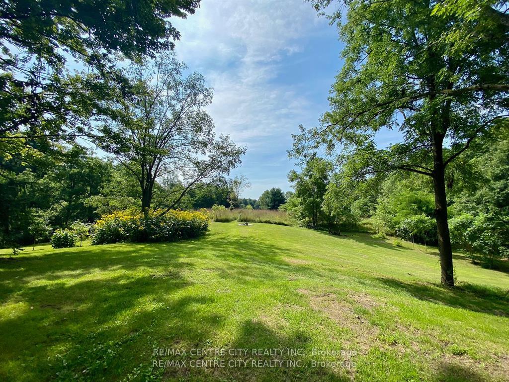 Photo 4 of 5561 Marion Street, Thames Centre, Rural Thames Centre — HOMEH