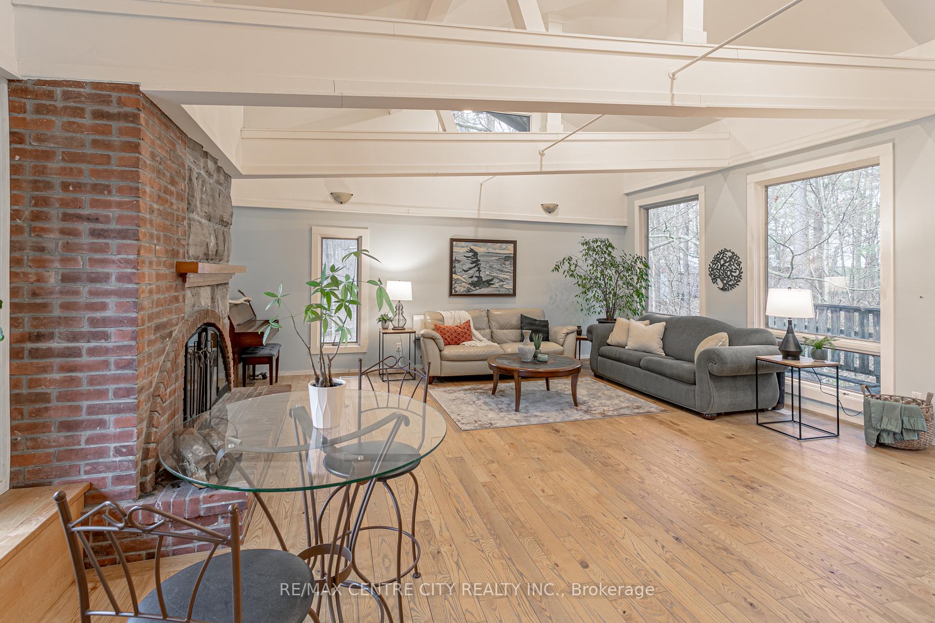 Photo 13 of 5561 Marion Street, Thames Centre, Rural Thames Centre — HOMEH