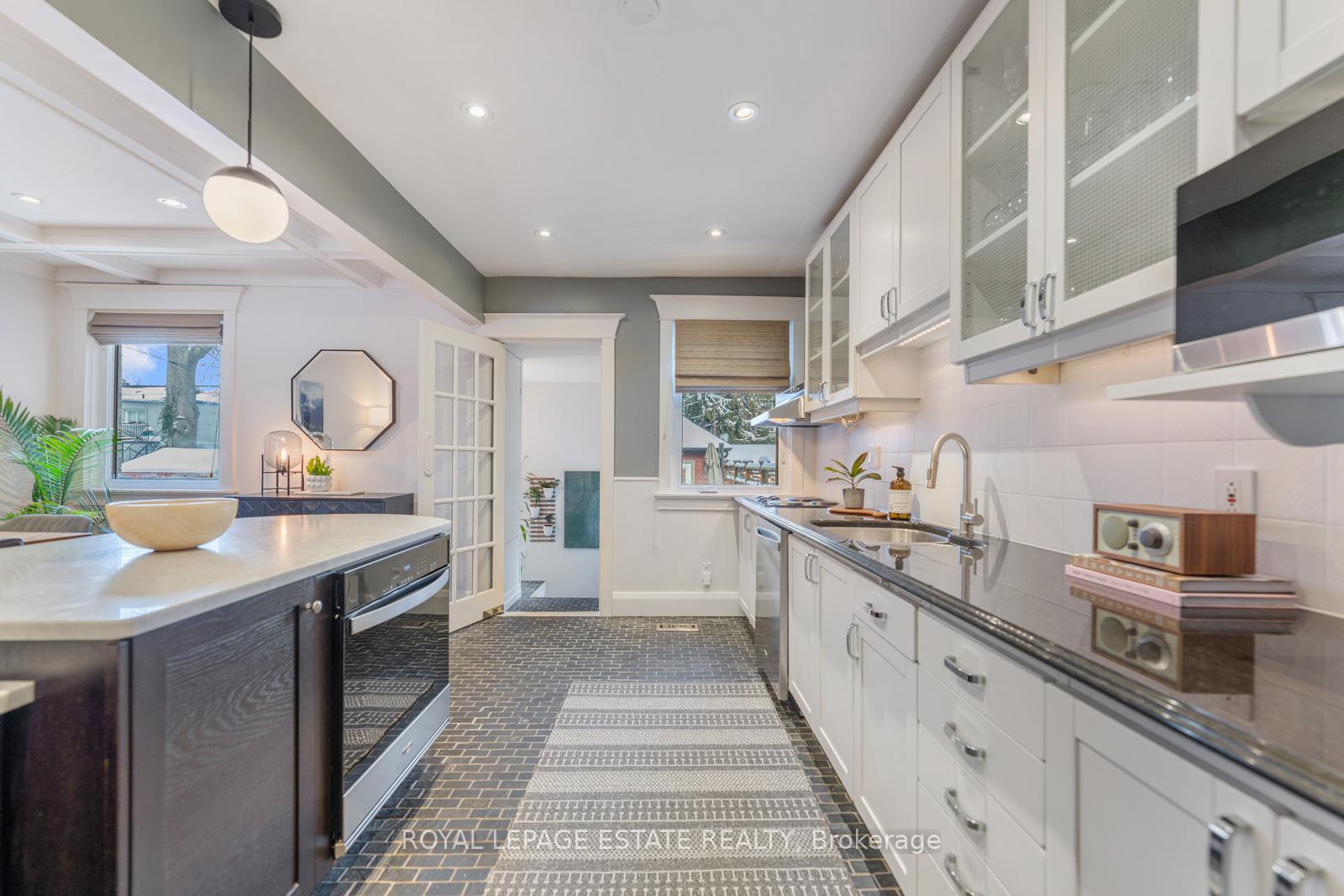 Photo 9 of 135 Bingham Avenue, Toronto, The Beaches — HOMEH
