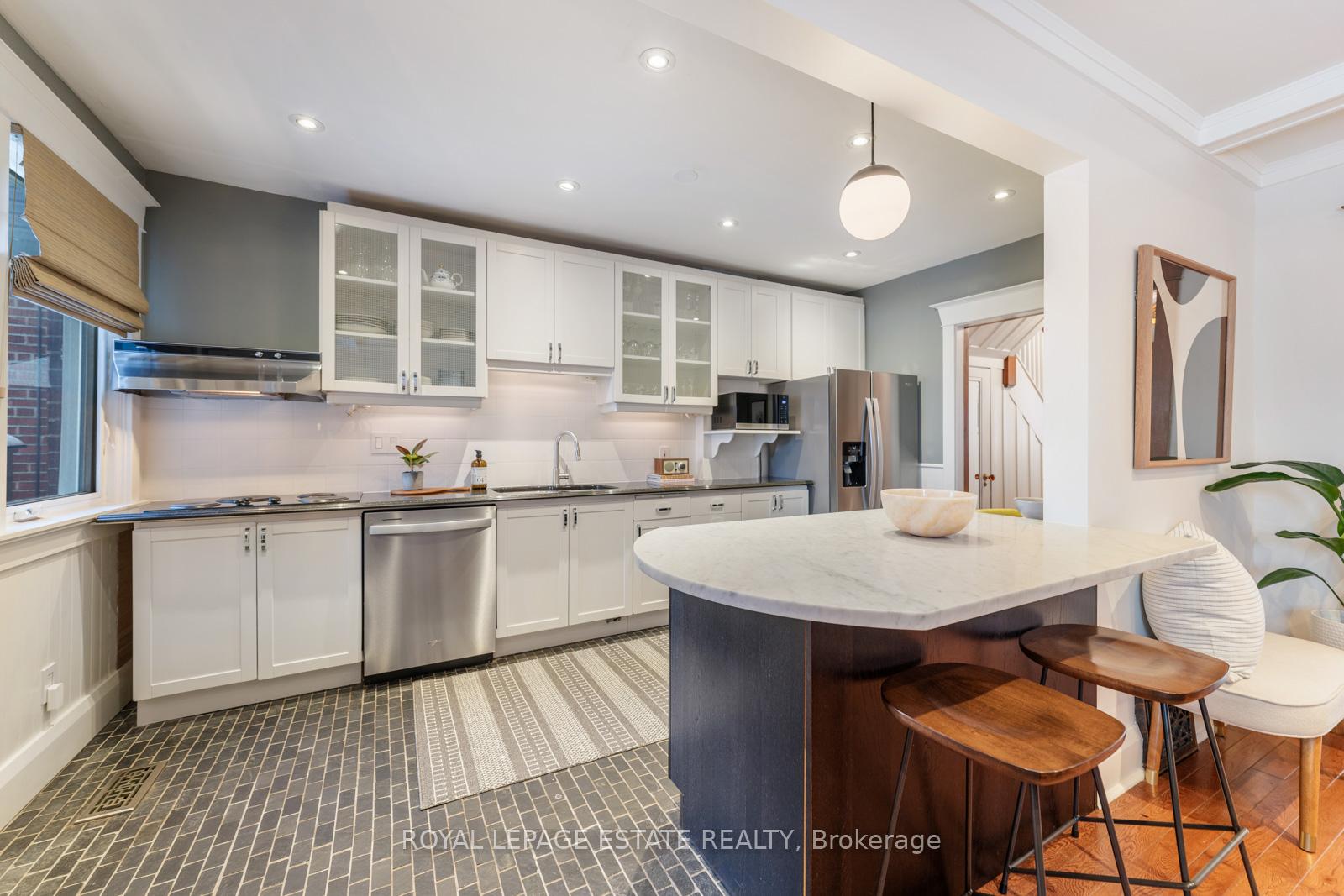 Photo 10 of 135 Bingham Avenue, Toronto, The Beaches — HOMEH