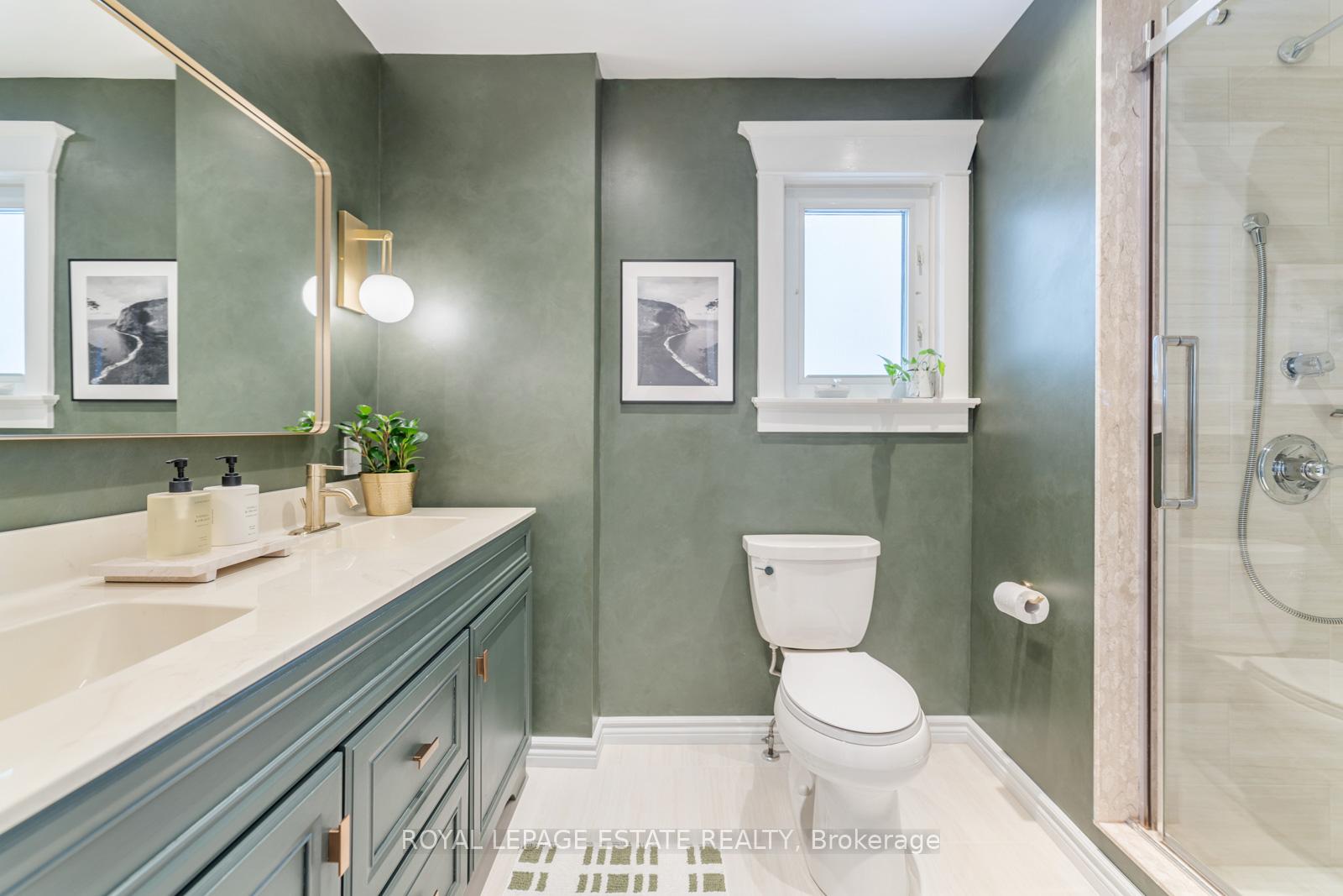 Photo 16 of 135 Bingham Avenue, Toronto, The Beaches — HOMEH