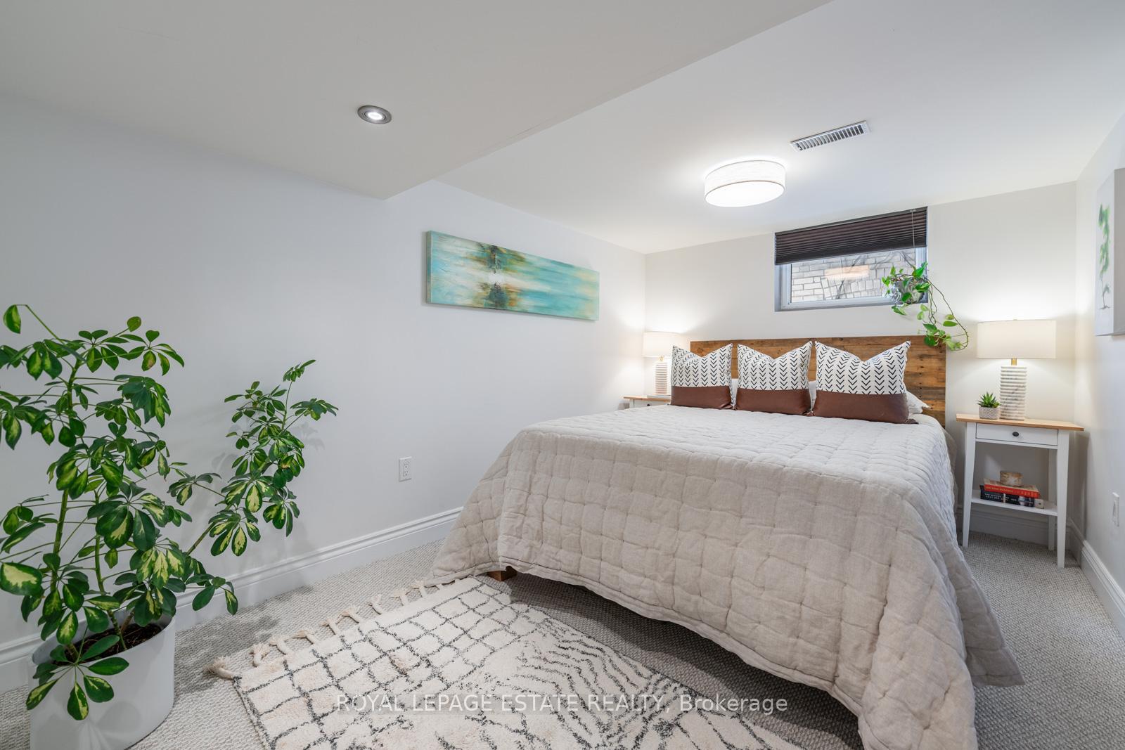 Photo 27 of 135 Bingham Avenue, Toronto, The Beaches — HOMEH