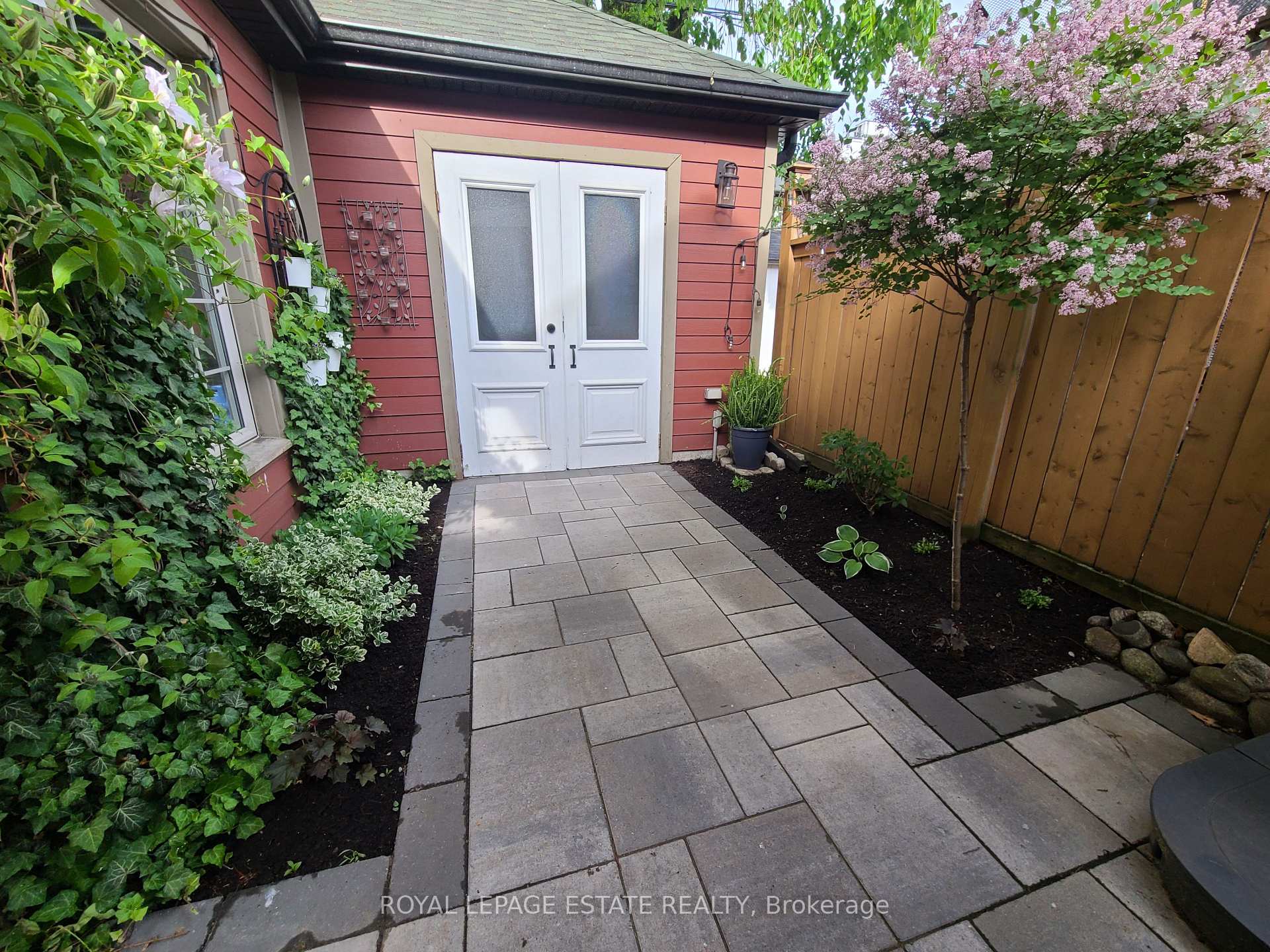 Photo 29 of 135 Bingham Avenue, Toronto, The Beaches — HOMEH
