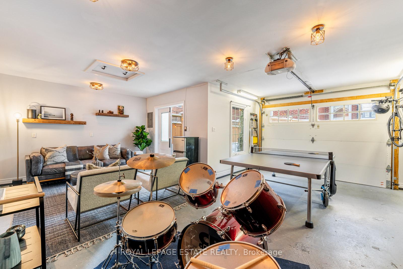 Photo 35 of 135 Bingham Avenue, Toronto, The Beaches — HOMEH