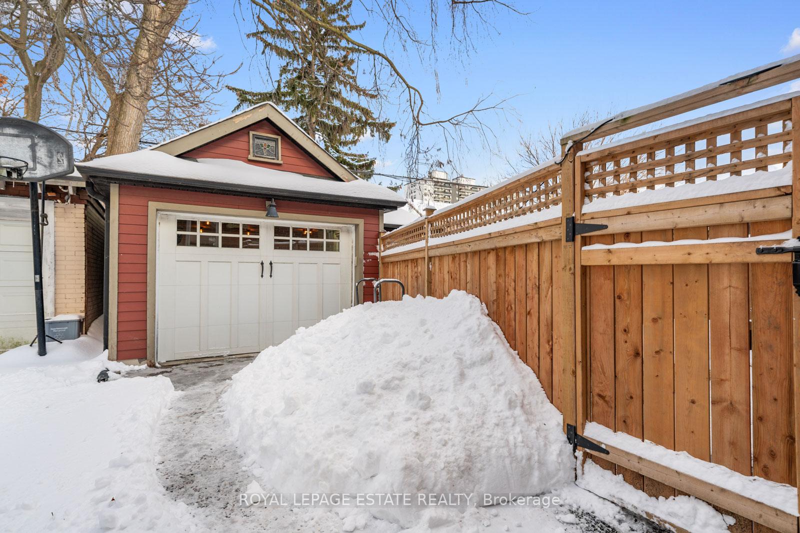 Photo 39 of 135 Bingham Avenue, Toronto, The Beaches — HOMEH
