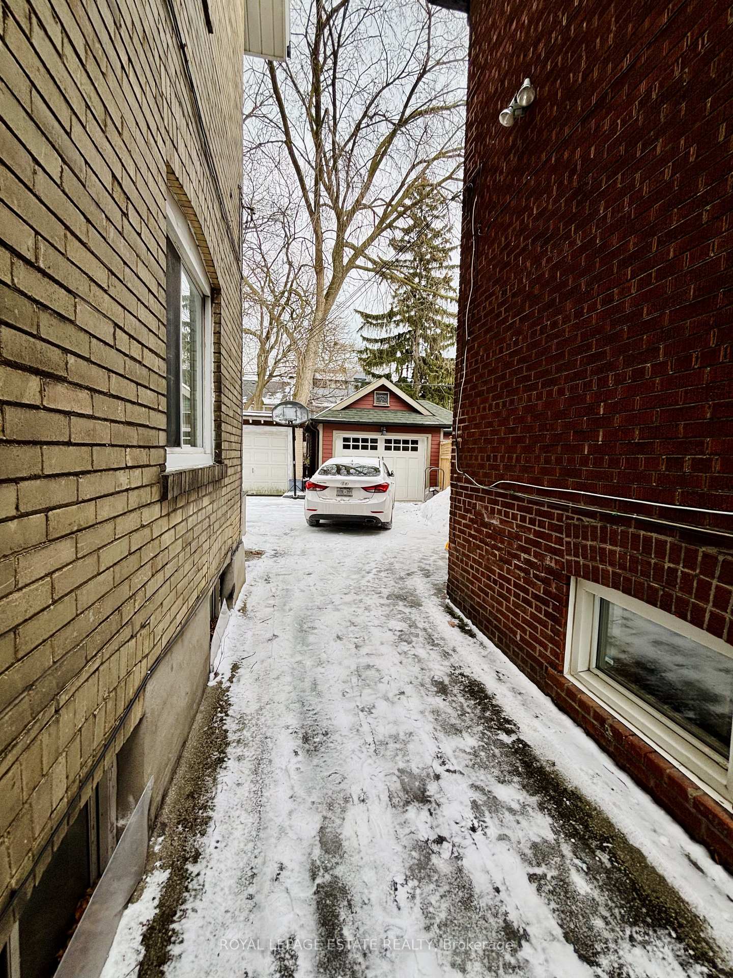 Photo 41 of 135 Bingham Avenue, Toronto, The Beaches — HOMEH