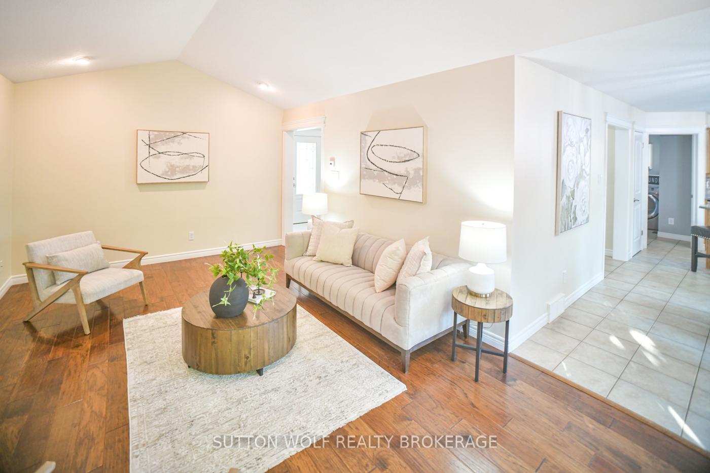 Photo 14 of 98 Steven Street, Strathroy-Caradoc, NE — HOMEH