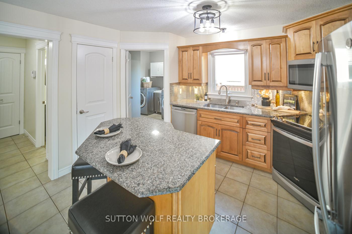 Photo 22 of 98 Steven Street, Strathroy-Caradoc, NE — HOMEH