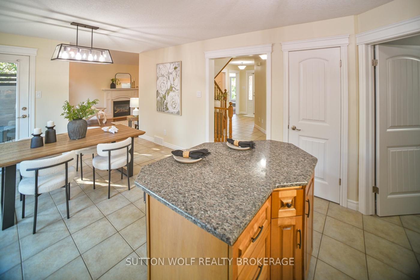 Photo 25 of 98 Steven Street, Strathroy-Caradoc, NE — HOMEH