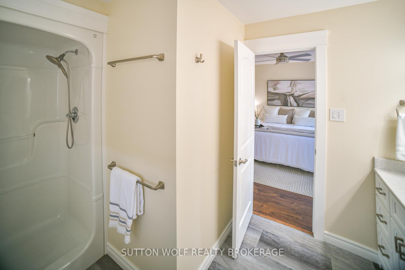 Photo 37 of 98 Steven Street, Strathroy-Caradoc, NE — HOMEH