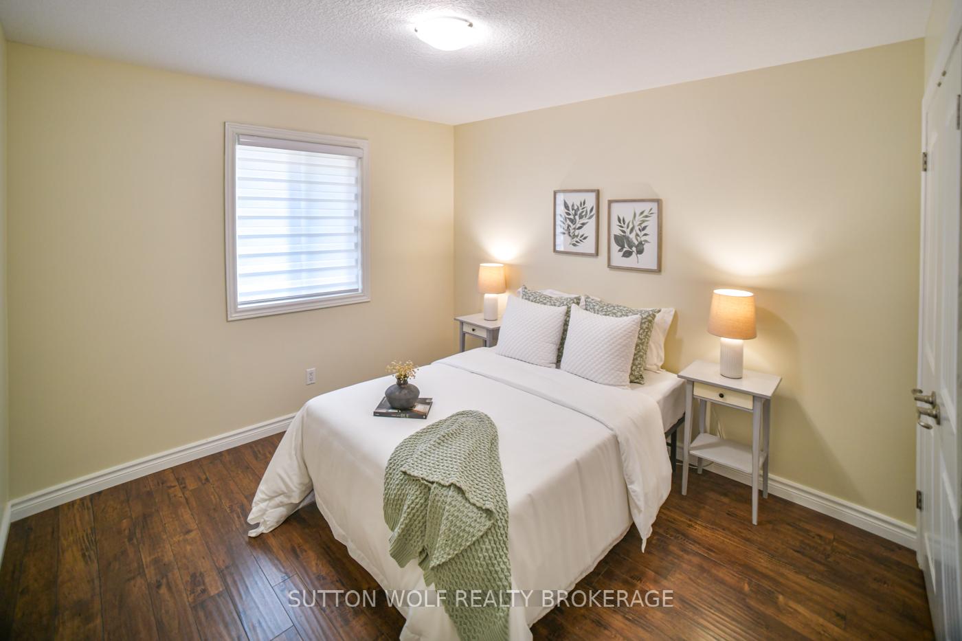 Photo 38 of 98 Steven Street, Strathroy-Caradoc, NE — HOMEH