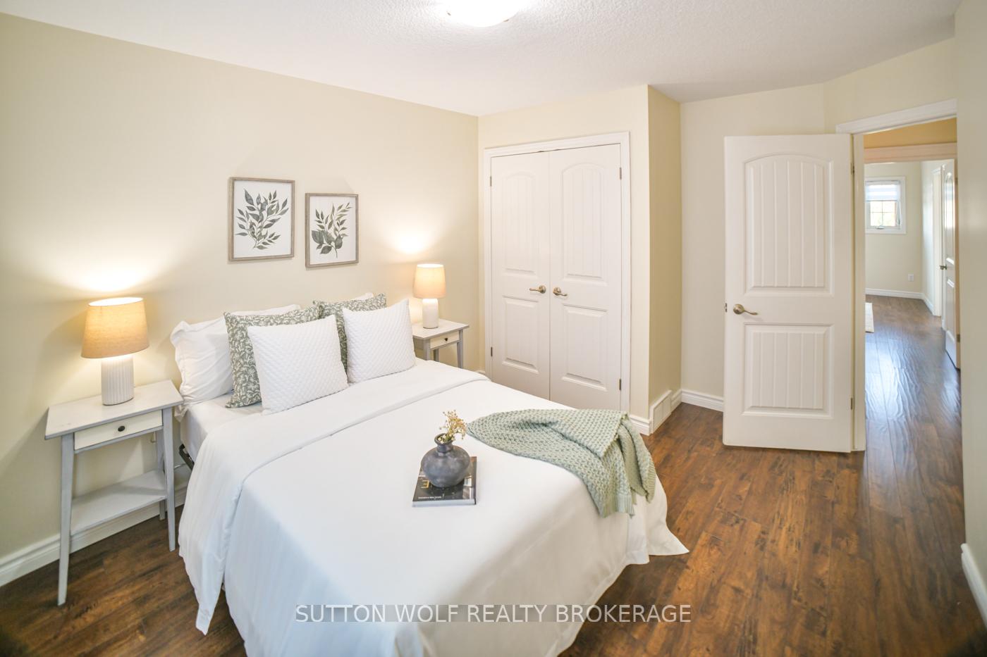 Photo 39 of 98 Steven Street, Strathroy-Caradoc, NE — HOMEH
