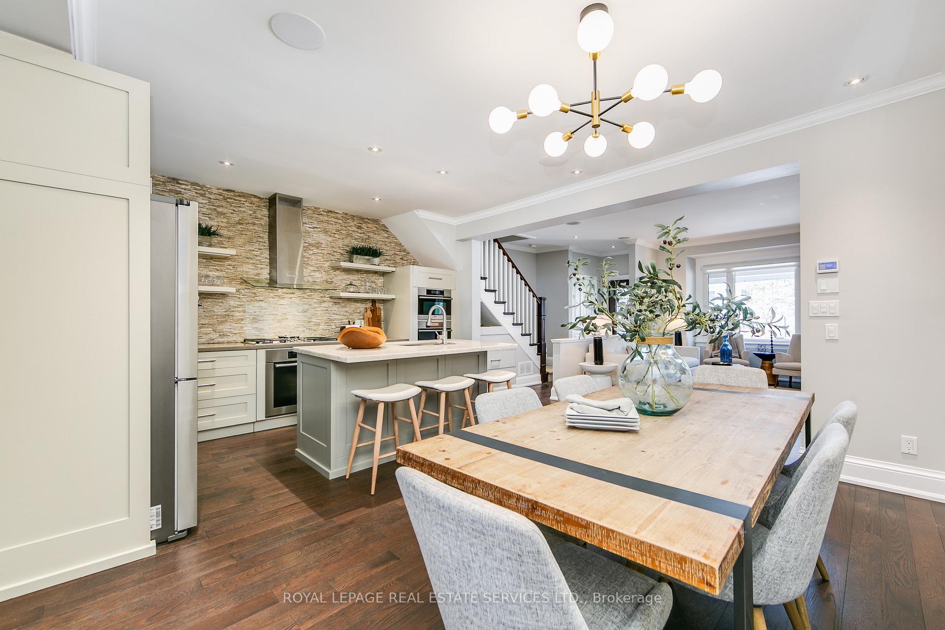 Photo 7 of 61 Spruce Hill Road, Toronto, The Beaches — HOMEH