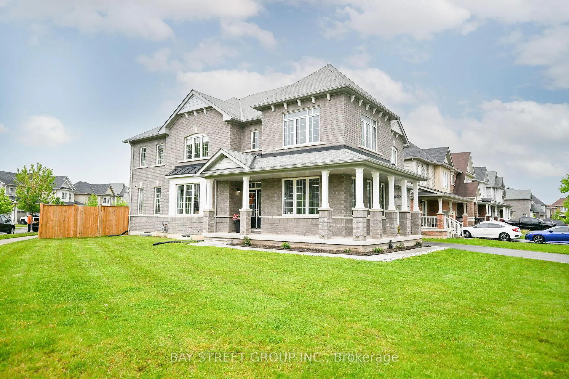 Photo 1 of 19 Froggy Drive, Thorold, Hurricane/Merrittville — HOMEH